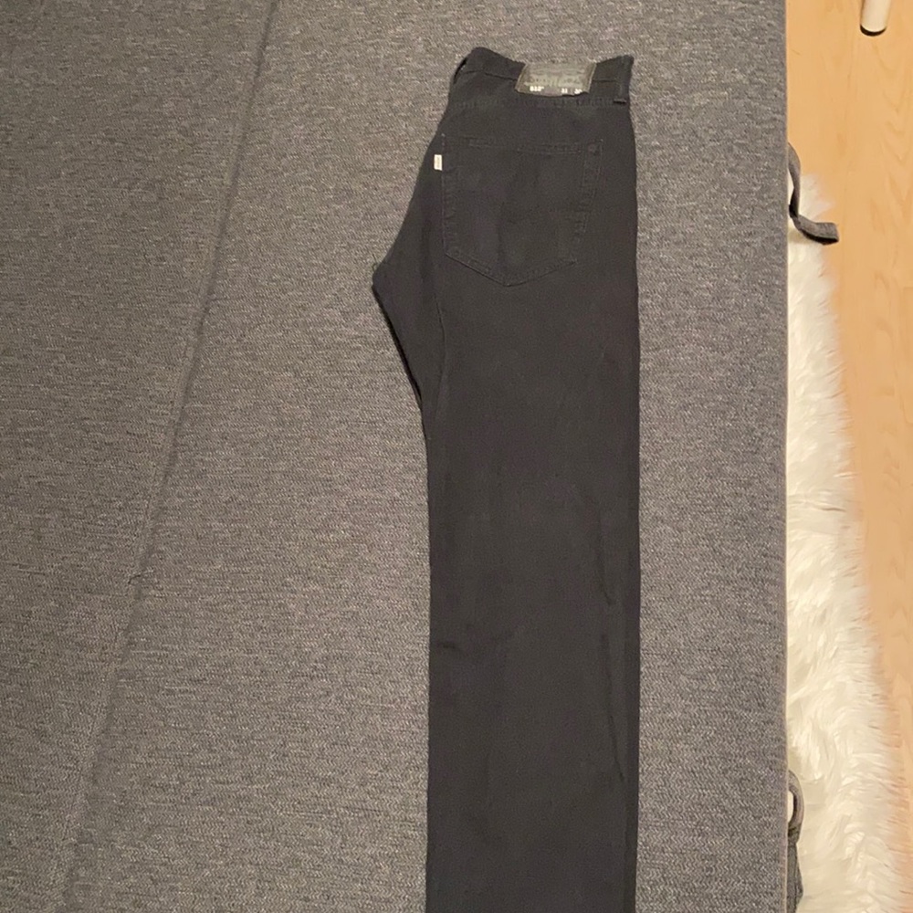 512 Levi jeans